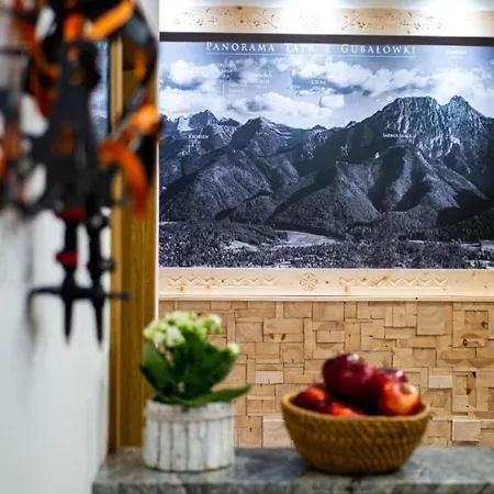 Taternik - Mountain View - Family Room&101 Apartment